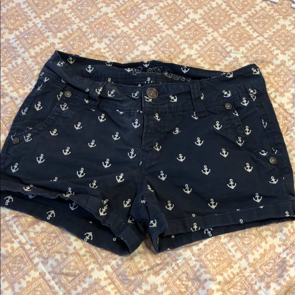 Anchor shorts